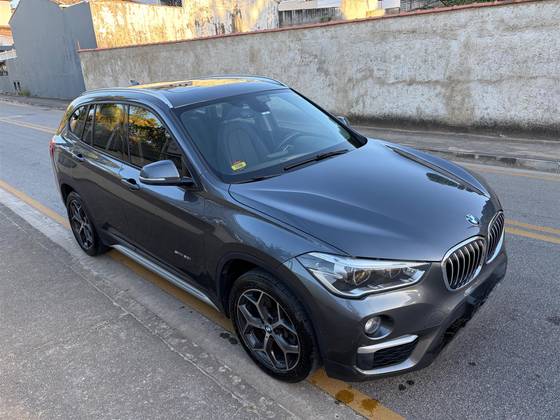 BMW X1 2.0 16V TURBO ACTIVEFLEX SDRIVE20I 4P AUTOMÁTICO BMW X1 2.0 16V TURBO ACTIVEFLEX SDRIVE20I 4P AUTOMÁTICO